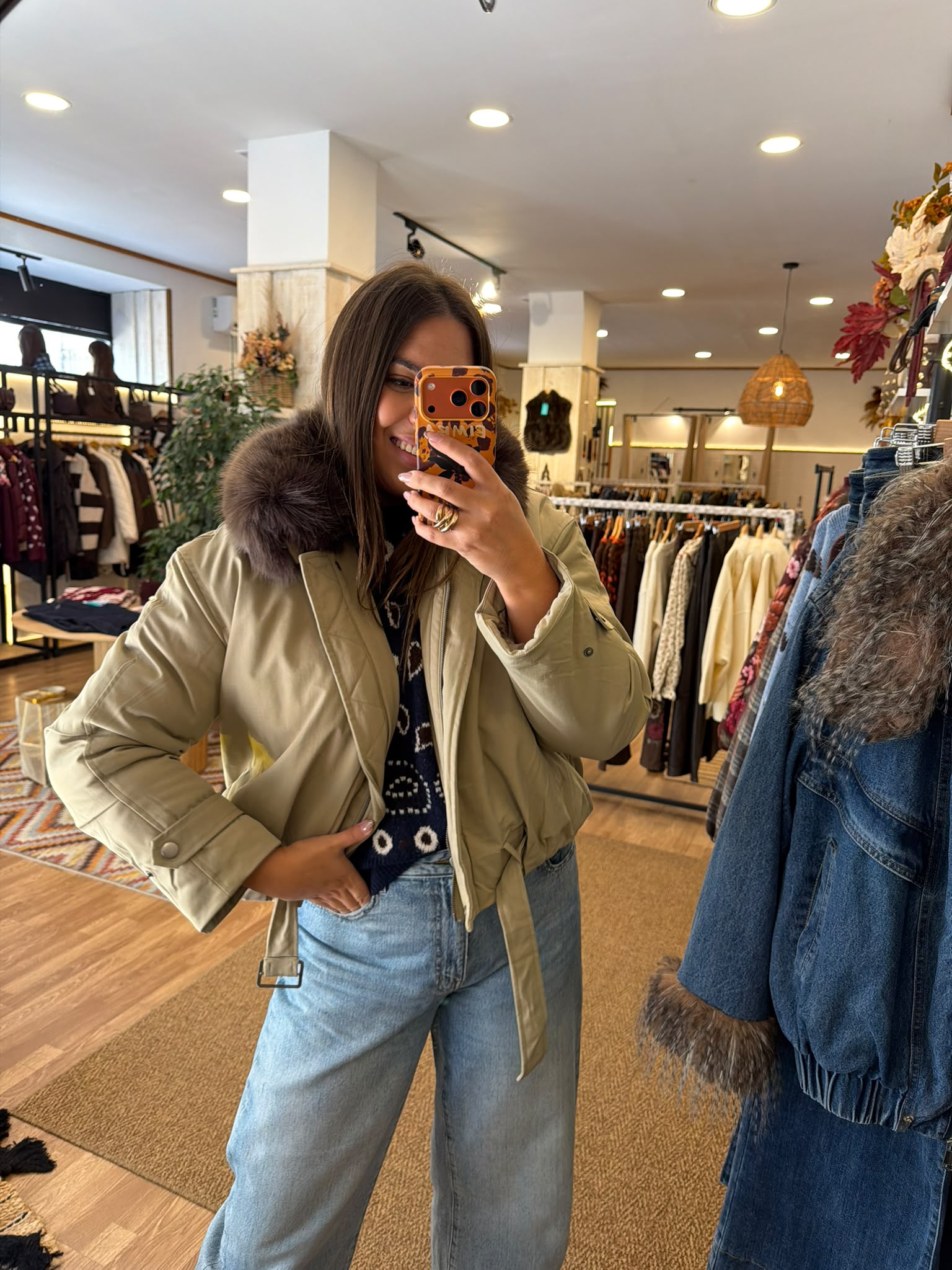 BOMBER CON CUELLO DESMONTABLE